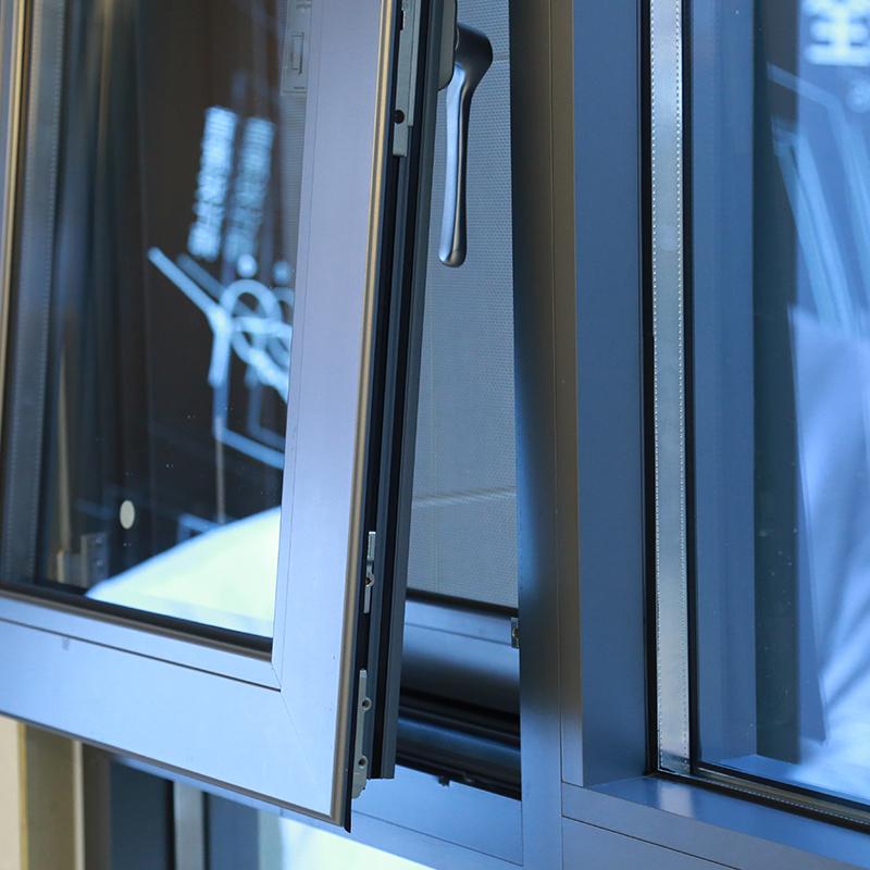 冠豪 外开下悬钢纱一体窗 150