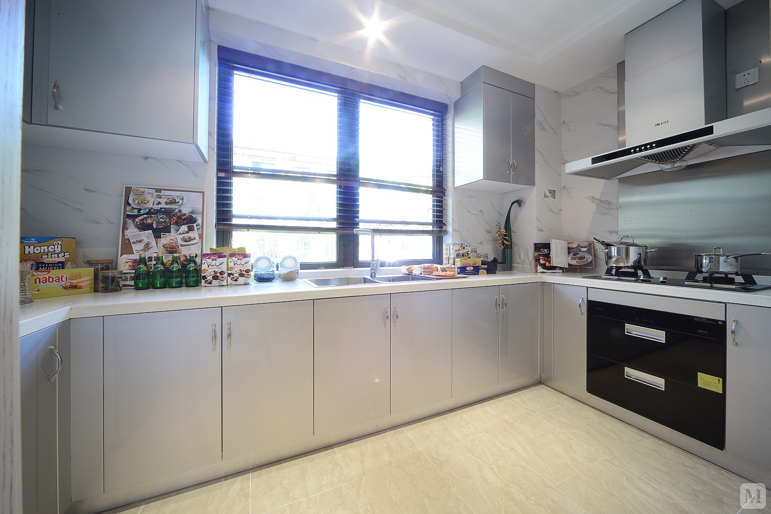 混搭厨房组合柜装修效果图-红星美凯龙家装效果图