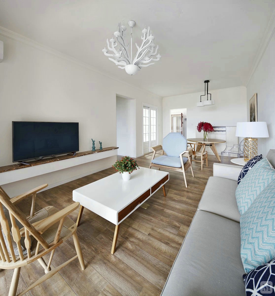 7万108㎡简约三房装修以简单到极致为追求