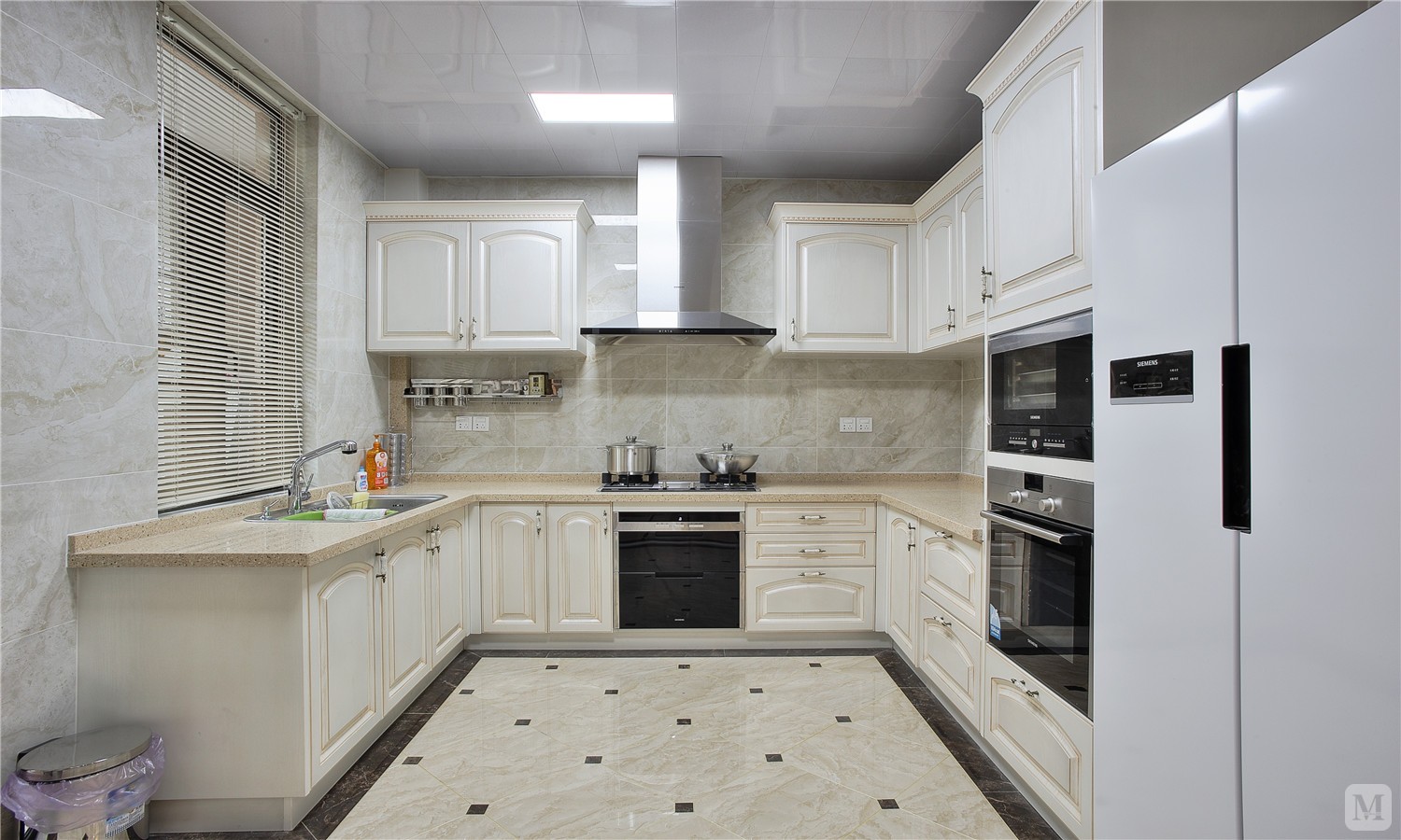 简欧厨房吊顶装修效果图