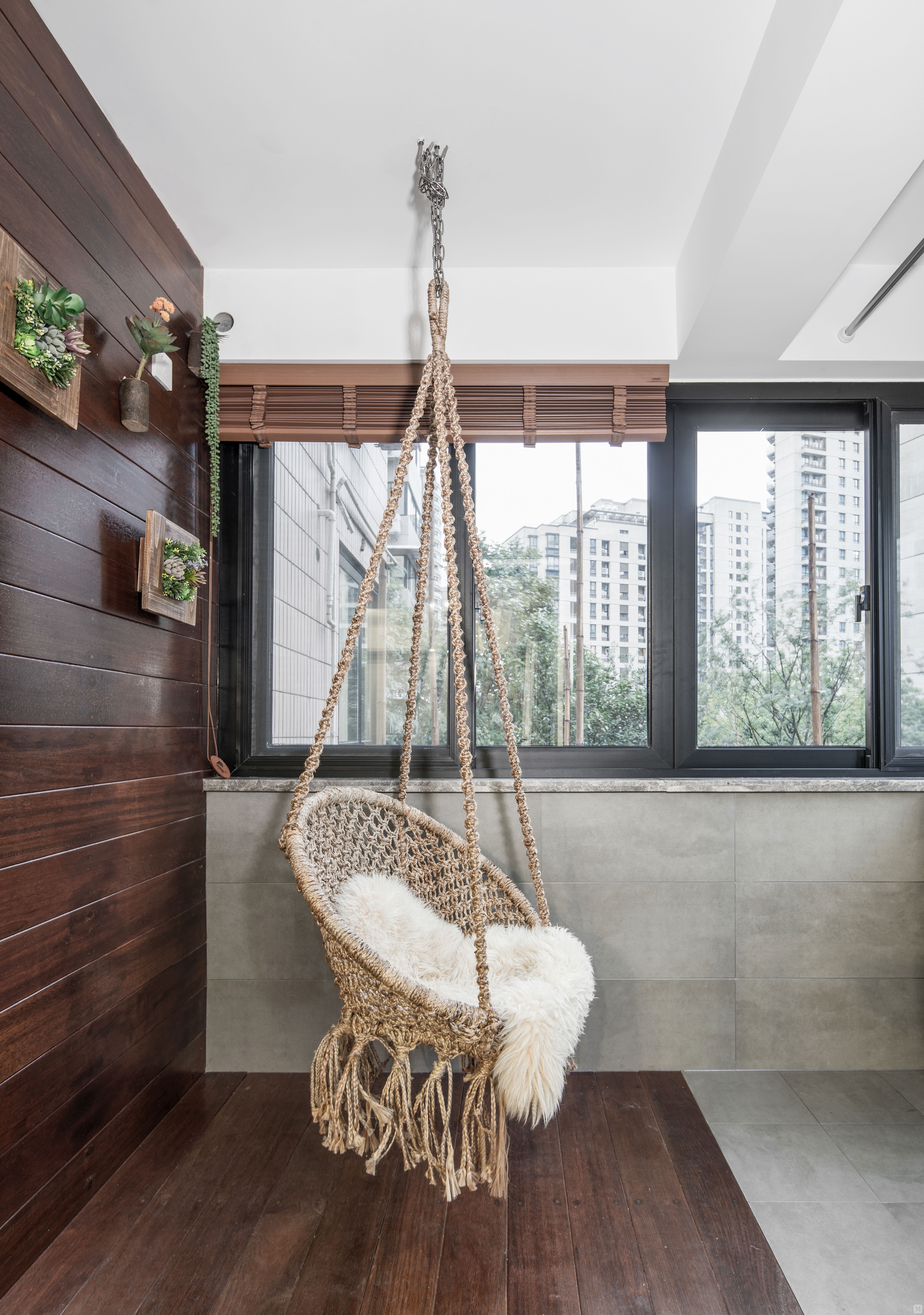 简约阳台窗帘装修效果图