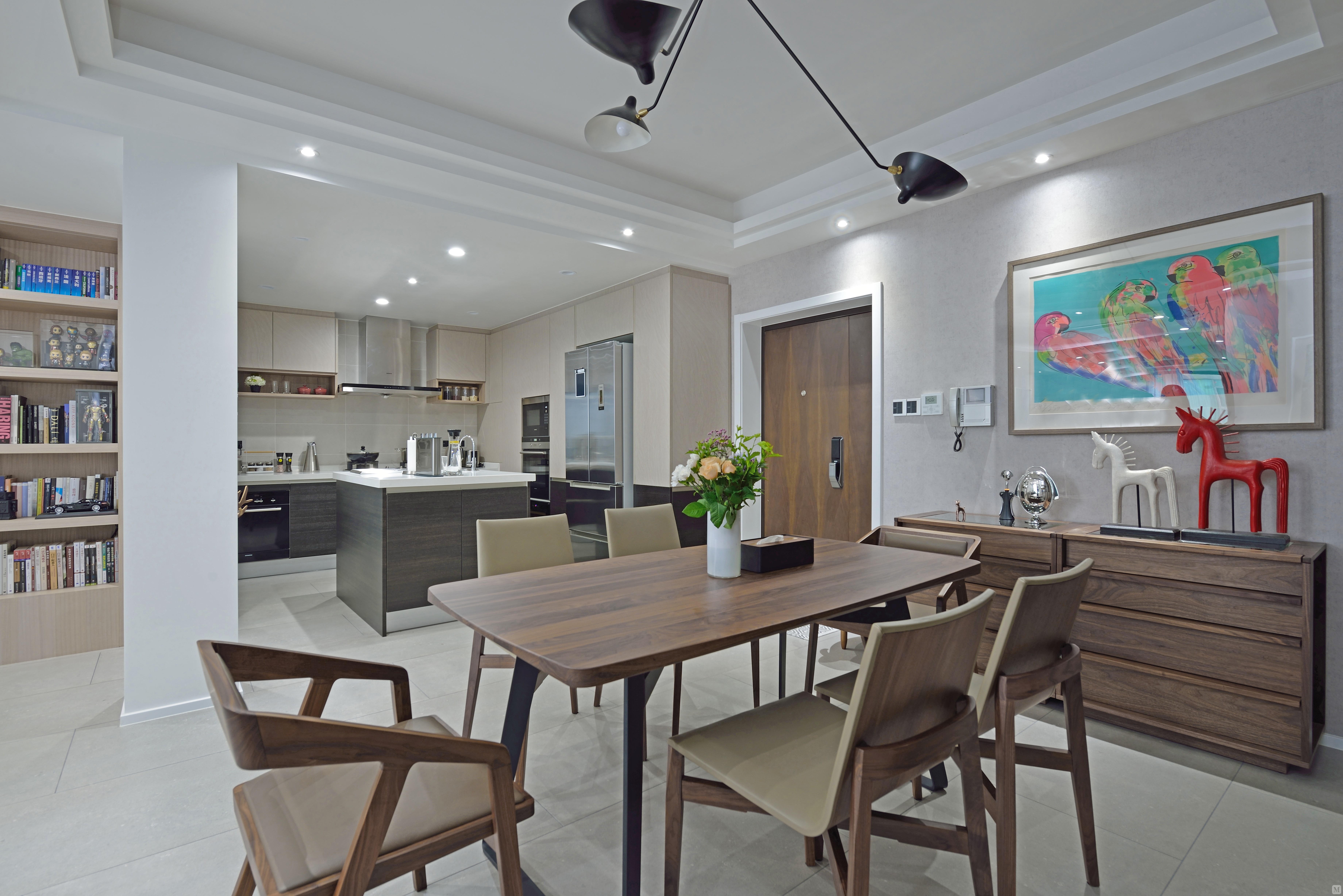 简约餐厅背景墙装修效果图