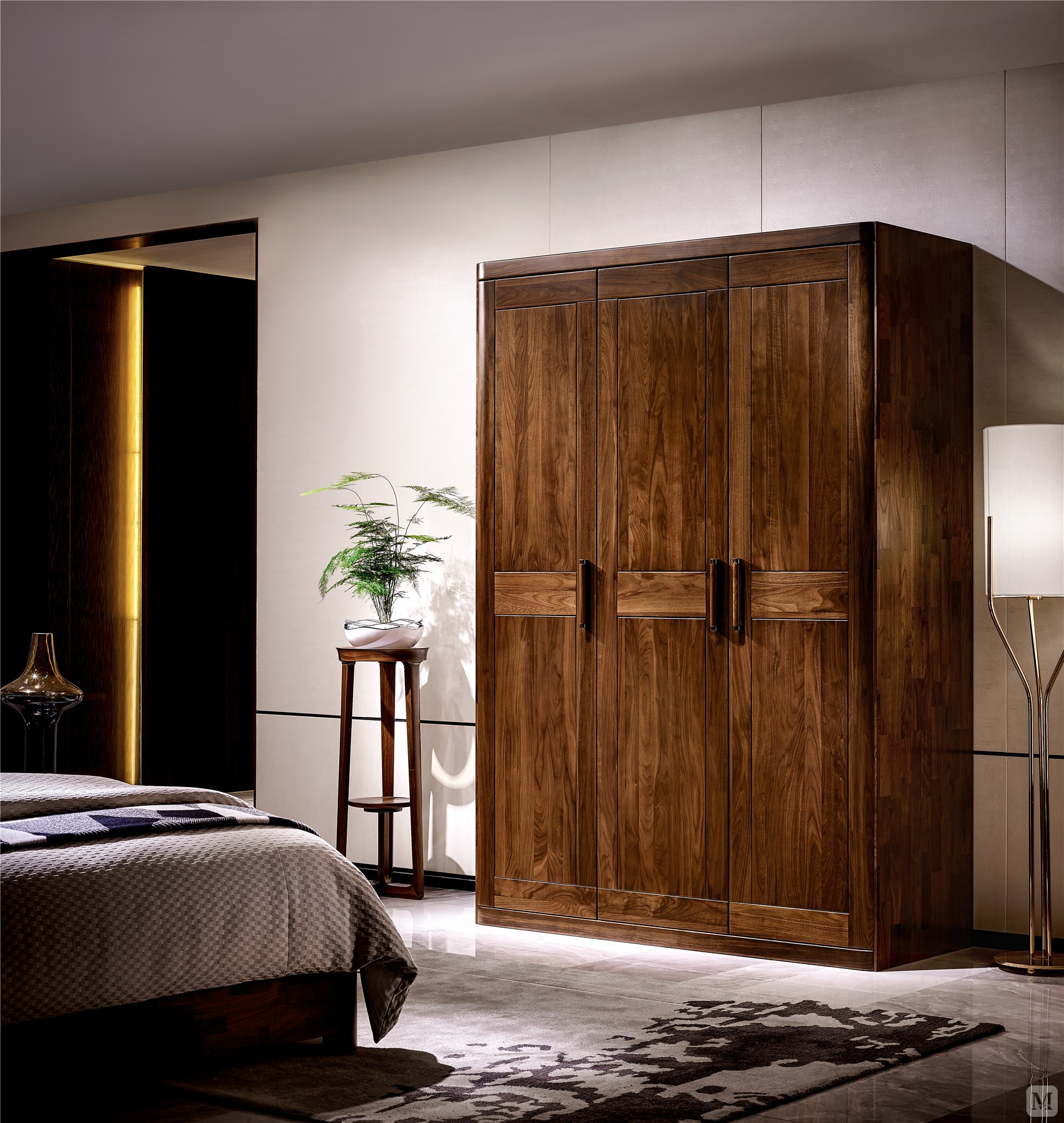 赖氏 三门衣柜 现代简约 胡桃大师