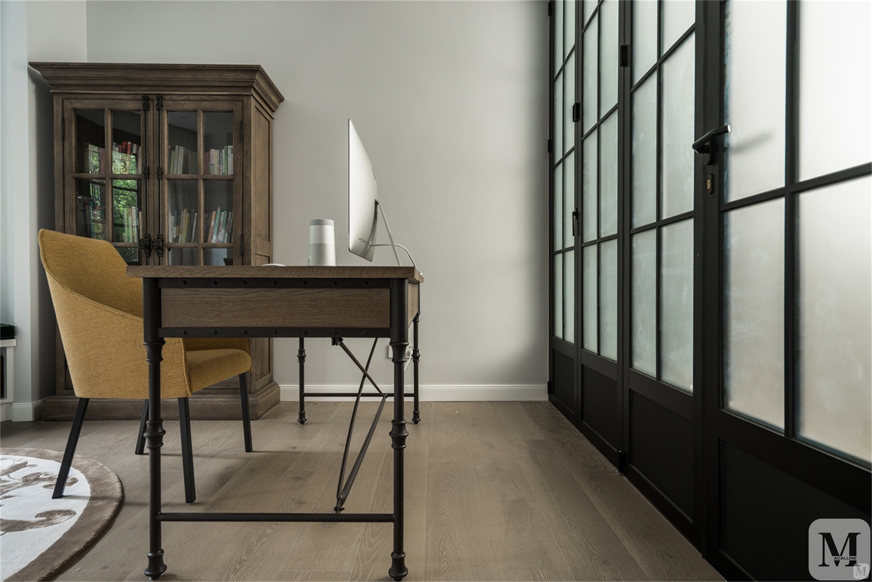 美式书房书柜装修效果图